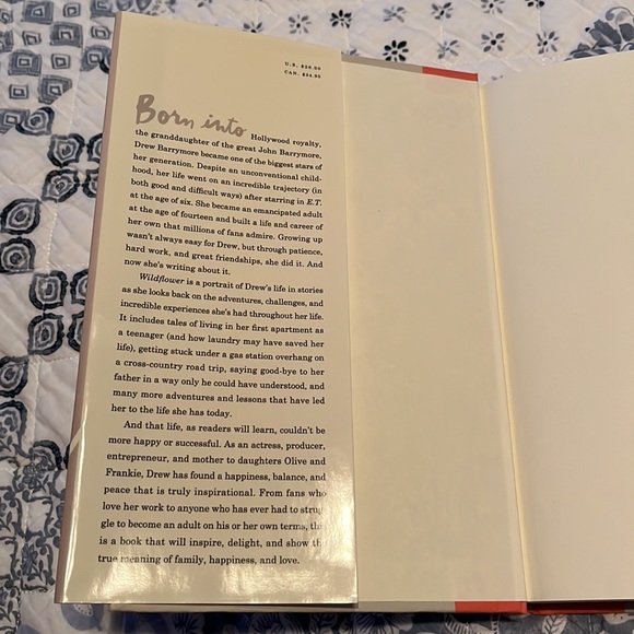 Book - Wildflower by Drew Barrymore - Picture 3 of 5